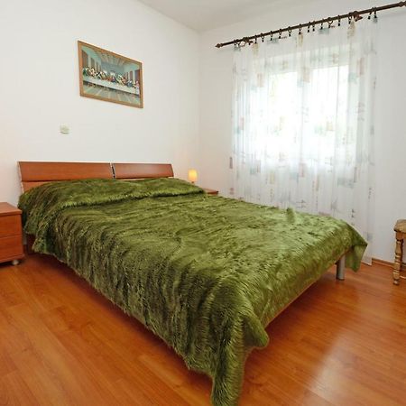 Apartmani Kramar ポレッチ エクステリア 写真